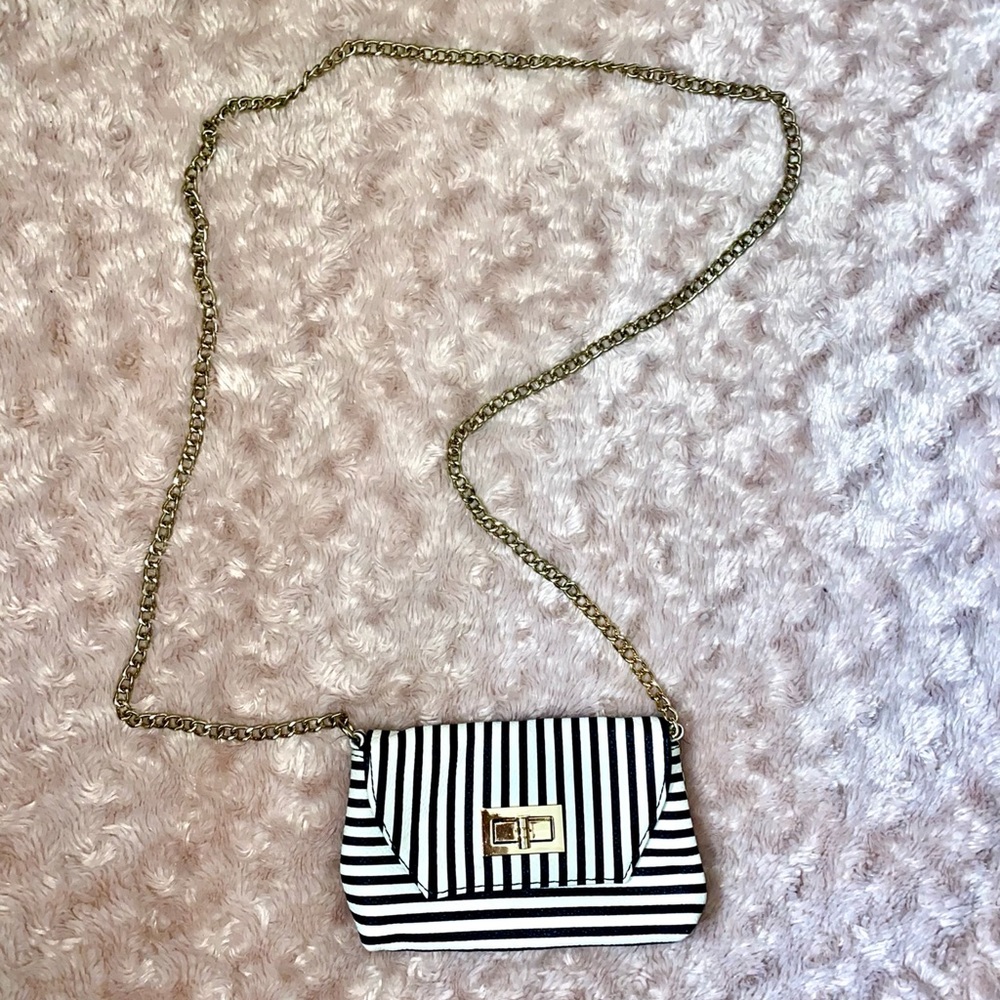 Black and White Striped Crossbody Purse